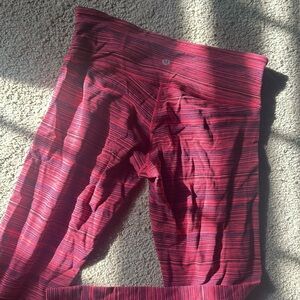 Lululemon wunder under crop high rise leggings great shape size 6